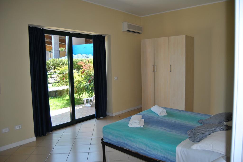 Residence Oasi Del Viandante Lake Como 외부 사진